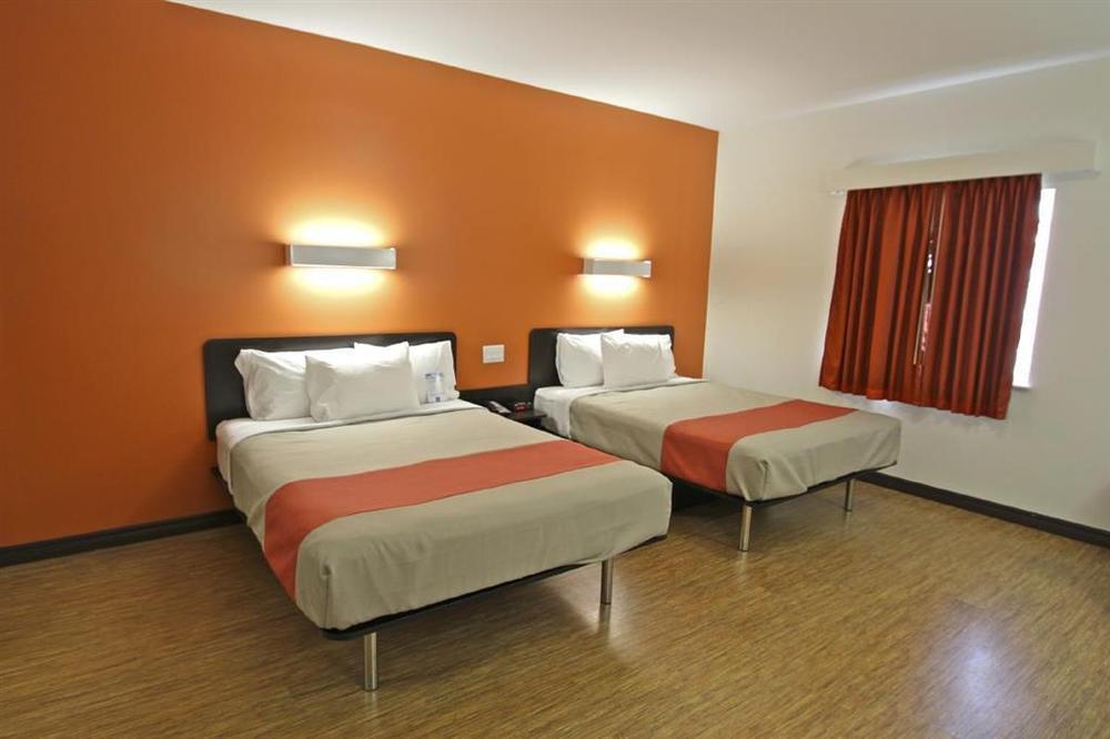 Quality Inn Moncton Zimmer foto